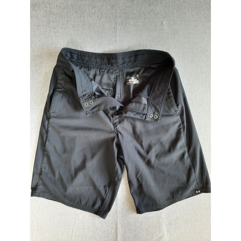 UnderArmour Loose Heatgear Men 30 Performance Short Black Pure Polyester